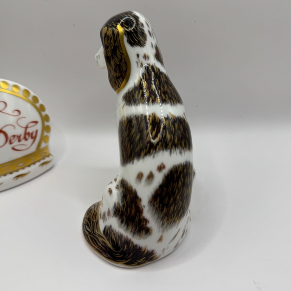 Royal Crown Derby "Molly" an Exclusive for Royal Crown Derby Collectors Guild - Picture 6 of 11